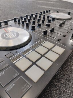 Mixážní pult Reloop Mixon 4 - 2