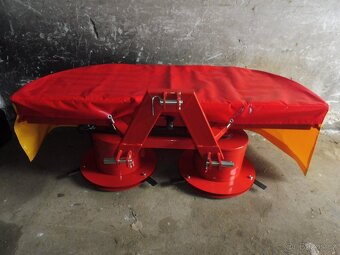 prodám sekačku k malotraktoru nebo traktoru, je přední - 2