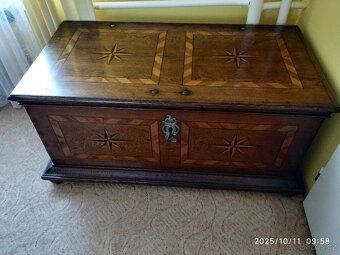 Starožitná komoda s truhlou - 2