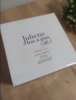 Juliette has a gun Romantina - 2