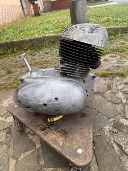 Čz 250/485 egypťan motor - 2