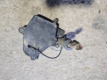 Navíják rezervy Citroën C8 / Peugeot 807 - 2