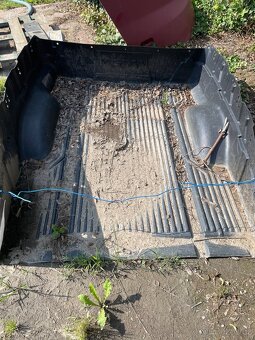 Prodám vana do korby navara d40 king cab - 2