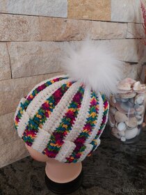 Kulich barevný s bambulí - 2