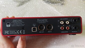 Focusrite Scarlett 2i4 - 2