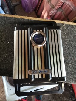 Prodám hudbu do auta, 2 subwofer + zesilovač - 2