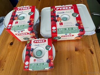 Pumpička na dozy Pyrex - 2