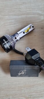 LED žárovky H4 DawnKnight 4300K - 2