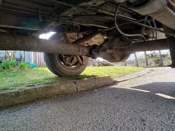 Ford tranzit 2.4 - 2