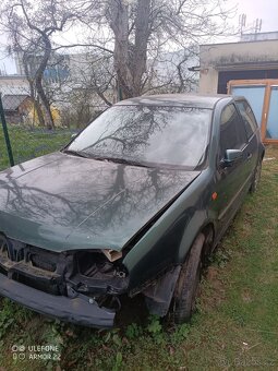 Golf 4 - 2