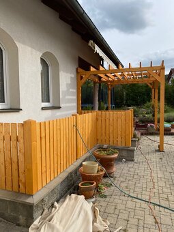 Truhlář - práce se dřevem - 2