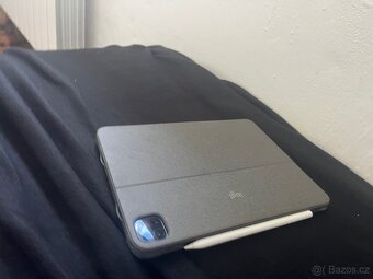 Logitech combo touch ipad pro 11 - 2
