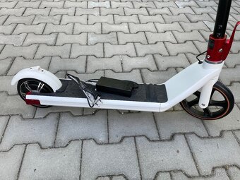 ELEKTRICKÁ KOLOBĚŽKA KUGOO KIRIN MINI 2 - 2