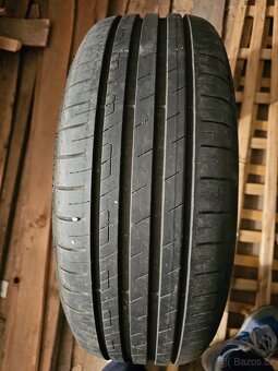 Zánovní pneu Goodyear Efficientgrip Performance - 2