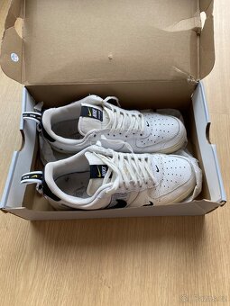 Nike Air Force 1 – Velikost 44 – Používané, ale stále stylov - 2