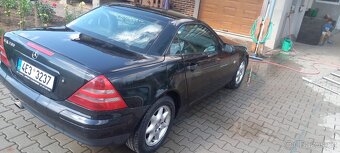 Mercedes benz SLK200 - 2