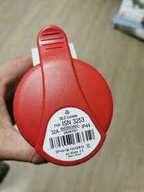 Zásuvky 3faze na kabel - 2