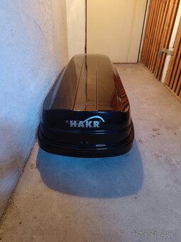 Střešní box HAKR magic line 320 černý lesk - 2