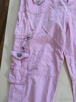 Růžové kraťasy / capri, chybí knoflík na kapse, vel S, Yessi - 2