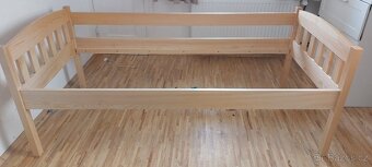 Postel 90x200 masiv smrk - 2