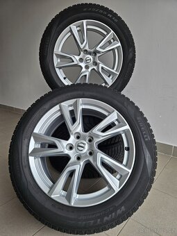 Orig. Volvo XC40 Zimní Pirelli 235/55/18 - top - 2