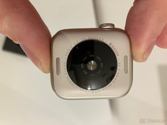Apple Watch SE 2 (2022) 40 mm Starlight - 2