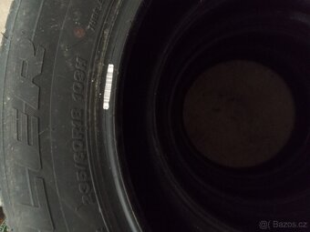 Letní pneu  Bridgestone 235/60/18 - 2