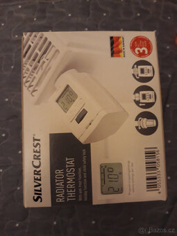 3 hlavice pro radiátor digitální - zcela nové - 2