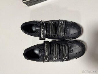 MTB tretry Scott - nove - 2