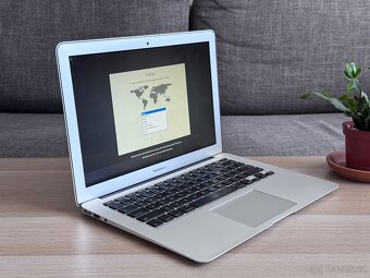 Apple MacBook Air (2012) - Core i7, 8GB RAM, 512GB SSD - 2