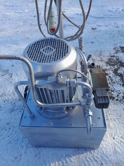 Hydraulická jednotka , čerpadlo - 2