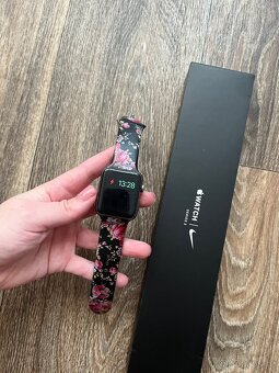 Apple Watch Series 3 Nike+ - 2