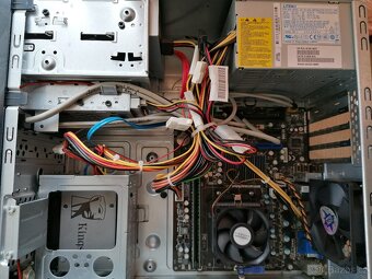 Stolní PC HP Compaq AMD FX-6300 6-core, RAM 8GB, ATI 256MB - 2