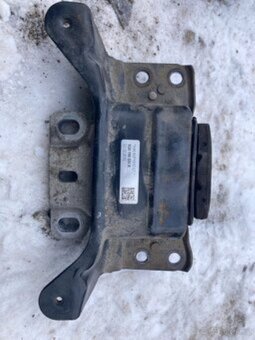 Uložení motoru Škoda Octavia 3 - 2