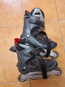 Prodám 3 ks kolečkových bruslí a chráničů - levně - 2