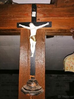 Kříž s Ježíšem Kristem - 2