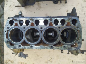 Blok motoru Škoda 110 - 2