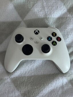 Xbox Series S 512GB + 2 ovladače + krabice - 2