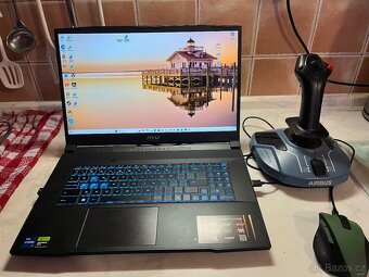 Herní notebook MSI Katana 17 HX - 2