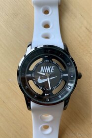 Nové hodinky Nike - 2