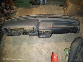 Palubka Ford Escort mk4 - 2