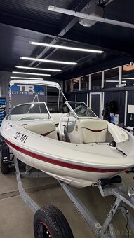 Motorová loď Bayliner 1850LS - 2