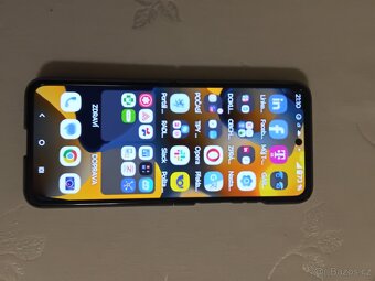 Prodám Motorola Razr 50 Ultra - 2