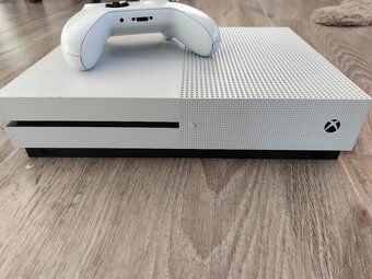 Xbox One S 500GB - 2