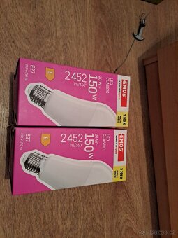 Žárovka LED 20W (150W) E27 zavit teplota 2700K - 2