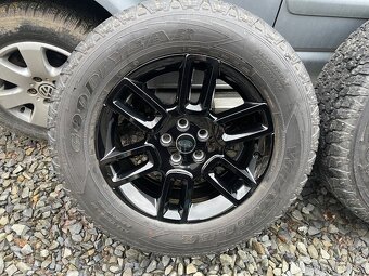 Defender Land Rover Alu kola 19” černá, Good year Wrangler - 2