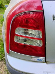 Zadní světla škoda octavia 1 hatchback - - 2