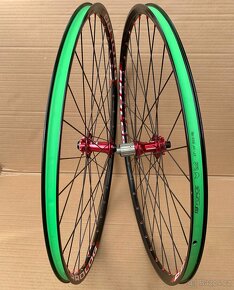 Kola REMERX XCO Rio 29 black, NOVATEC 791+772 - 1850g - 2