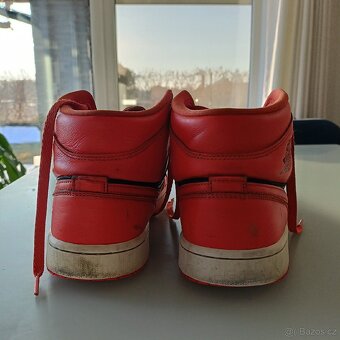 Air Jordan 1 orange - 2