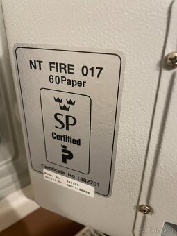 Chubbsafes Ohnivzdorný trezor Executive Cabinet 15-KL-60 - 2